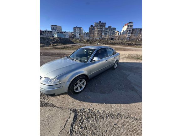 Sahibinden Volkswagen Passat 1.6 Exclusive 2004 Model  390.000 km Mavi (metalik)