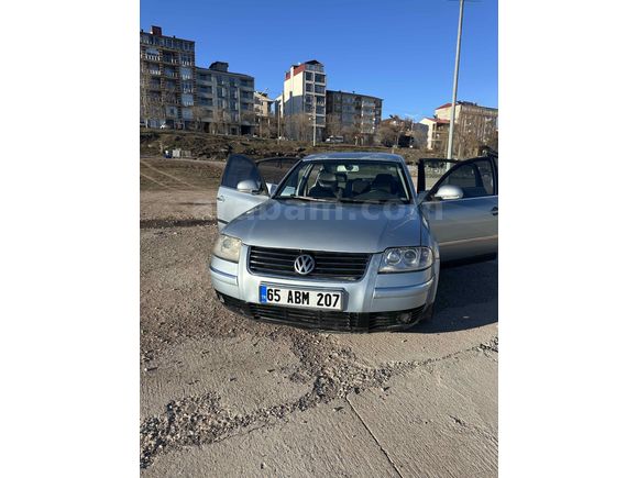 Sahibinden Volkswagen Passat 1.6 Exclusive 2004 Model  390.000 km Mavi (metalik)