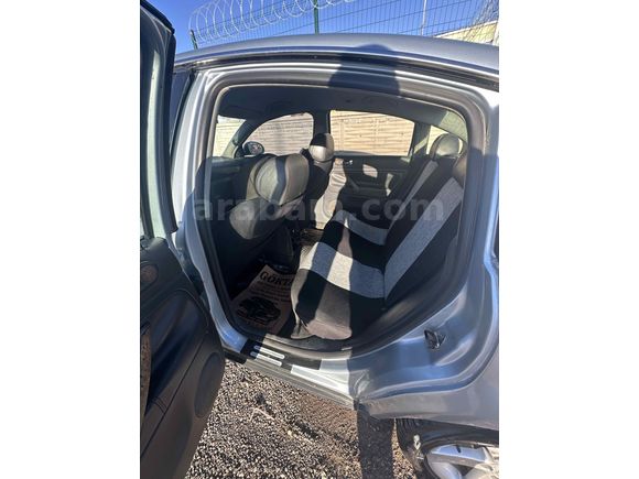 Sahibinden Volkswagen Passat 1.6 Exclusive 2004 Model  390.000 km Mavi (metalik)