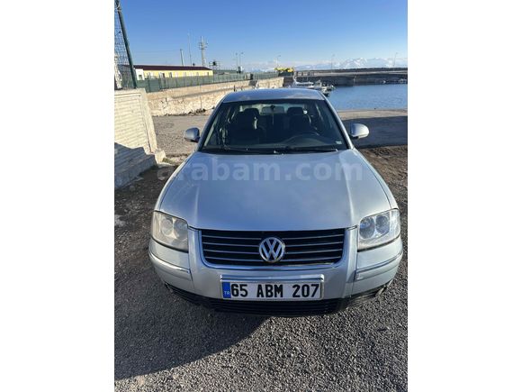 Sahibinden Volkswagen Passat 1.6 Exclusive 2004 Model  390.000 km Mavi (metalik)