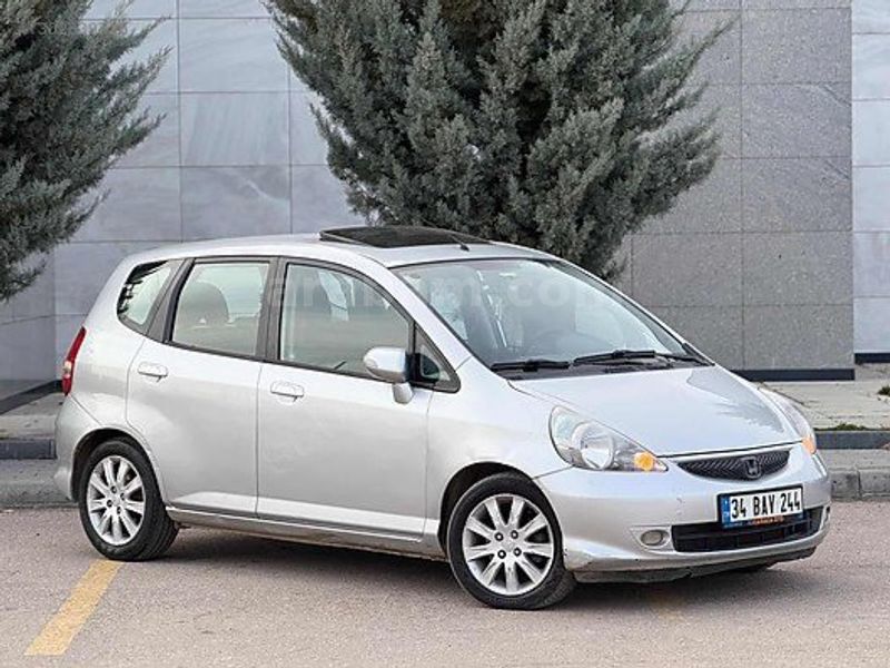 Galeriden Honda Jazz 1.4 ES Elite 2007 Model Ankara 277.000 km Gri