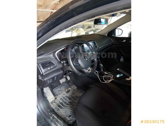 Sahibinden Renault Megane 1.5 Blue DCI Touch 2022 Model 