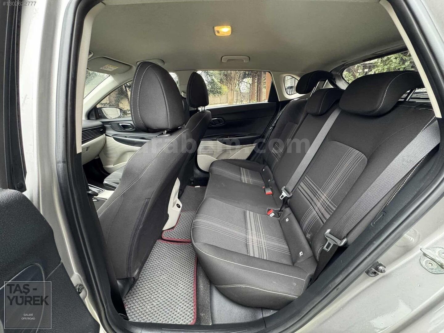 Galeriden Hyundai i20 1.4 MPI Style 2022 Model Düzce 49.000 km Gri 5