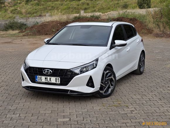 TURAN OTOMOTİVDEN 2023 İ20 STYLE PLUS HATASIZ CAM TAVAN
