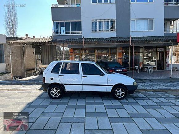 BİRLİK OTO DAN HATASIZ FİAT UNO 70 S