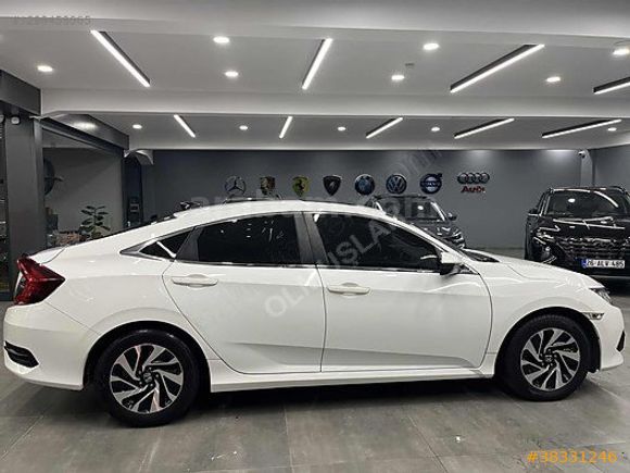 HONDA Civic. 1.6 İ-VTEC Elegance otomatik