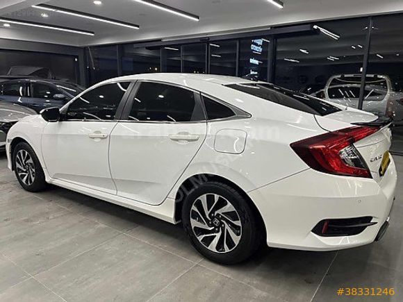 HONDA Civic. 1.6 İ-VTEC Elegance otomatik