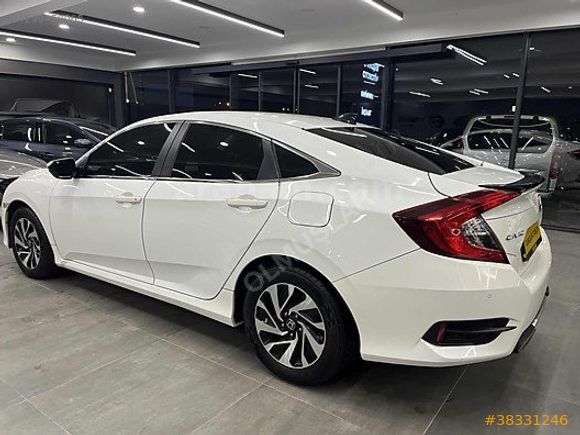 HONDA Civic. 1.6 İ-VTEC Elegance otomatik