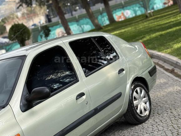RENAULT CLİO 1.4 BENZİN&LPG KLİMA ORJİNAL EMSALSİZ TEMİZLİKTE