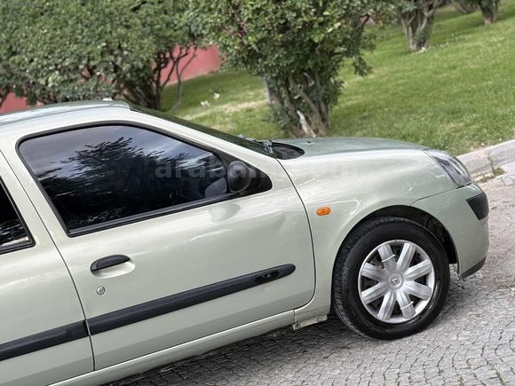 RENAULT CLİO 1.4 BENZİN&LPG KLİMA ORJİNAL EMSALSİZ TEMİZLİKTE