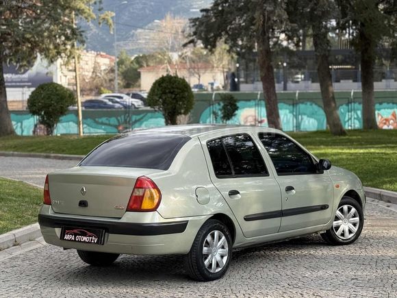 RENAULT CLİO 1.4 BENZİN&LPG KLİMA ORJİNAL EMSALSİZ TEMİZLİKTE