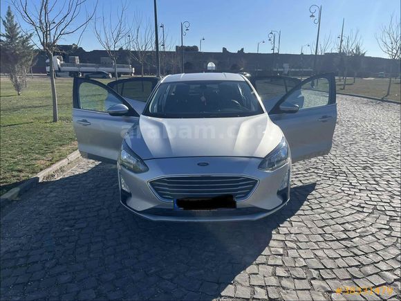 Sahibinden Ford Focus 1.5 TDCi Titanium 2020 Model 