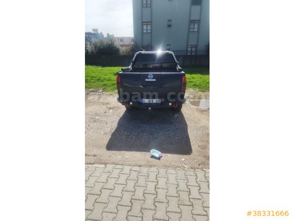 Sahibinden Nissan Navara 2.5 TDI 4x4 SE 2006 Model  220.000 km Siyah