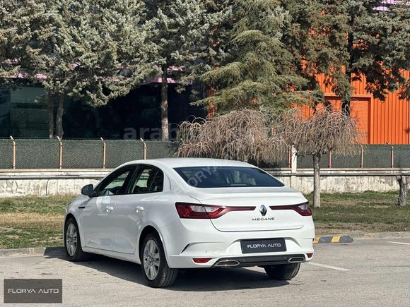 2021 Renault Megane 1.5 Blue DCI Joy EDC 115HP 1Boya