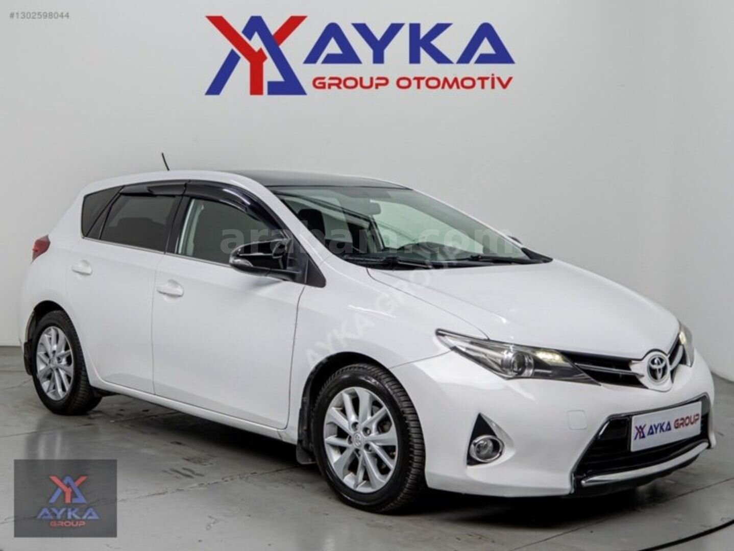 Galeriden Toyota Auris 1.4 D-4D Advance Skypack 2015 Model İstanbul 151.000 km Beyaz 3