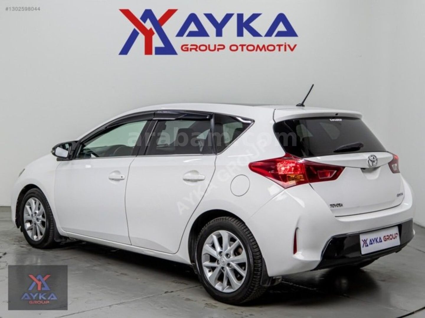 Galeriden Toyota Auris 1.4 D-4D Advance Skypack 2015 Model İstanbul 151.000 km Beyaz 7