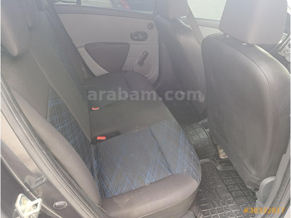 Sahibinden Renault Clio 1.2 Dynamic 2007 Model  259.000 km Altın