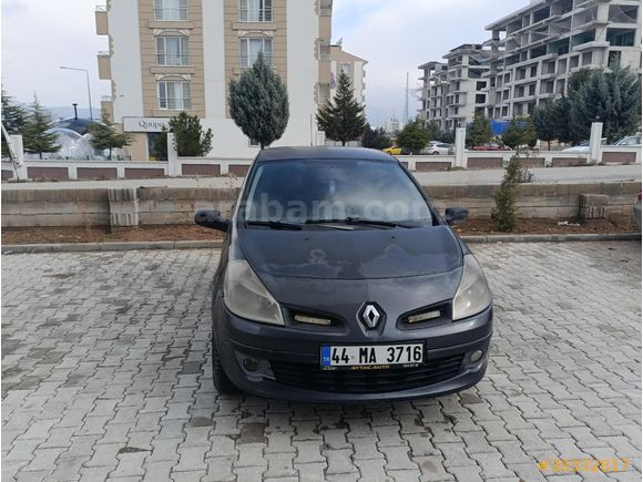 Sahibinden Renault Clio 1.2 Dynamic 2007 Model  259.000 km Altın