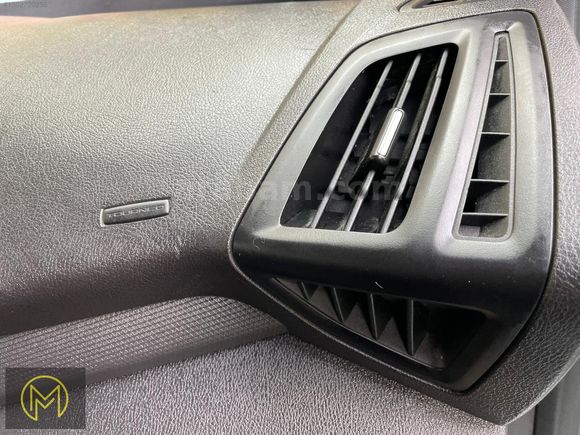 300.000TL PEŞİNATLA ELDEN SENETLİ FORD TOURNEO CONNECT