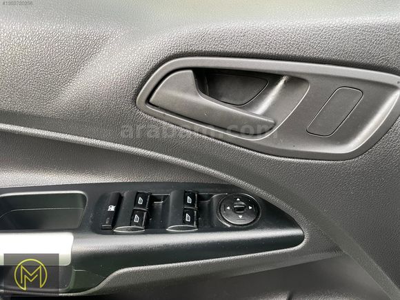 300.000TL PEŞİNATLA ELDEN SENETLİ FORD TOURNEO CONNECT