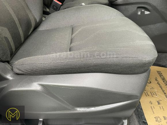 300.000TL PEŞİNATLA ELDEN SENETLİ FORD TOURNEO CONNECT