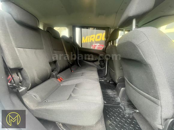 300.000TL PEŞİNATLA ELDEN SENETLİ FORD TOURNEO CONNECT