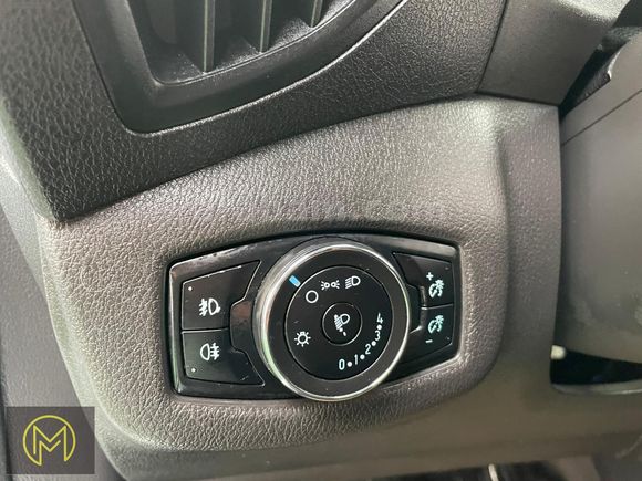 300.000TL PEŞİNATLA ELDEN SENETLİ FORD TOURNEO CONNECT