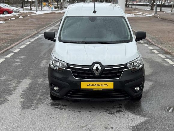 ARMAĞAN AUTODAN 2023 MODEL BOYASIZ FRİGOLU RENAULT EXPRESS