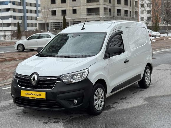 ARMAĞAN AUTODAN 2023 MODEL BOYASIZ FRİGOLU RENAULT EXPRESS