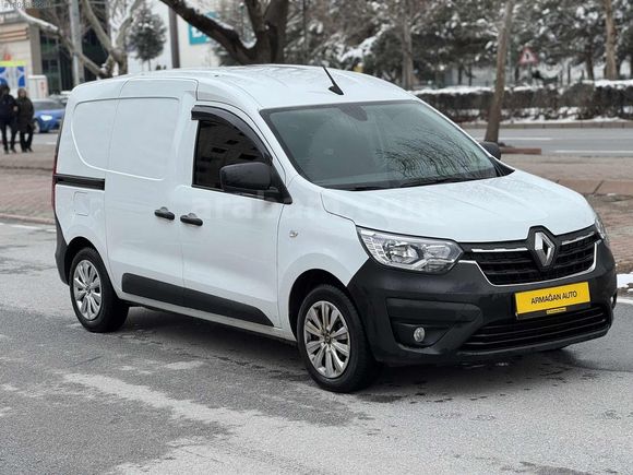 ARMAĞAN AUTODAN 2023 MODEL BOYASIZ FRİGOLU RENAULT EXPRESS