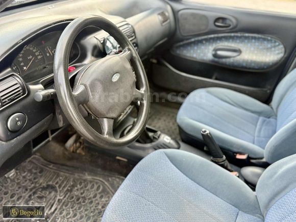 /BEGOĞLU OTOMOTİV/1999 FORD ESCORT CLX KLİMALI ZETECH FIRSAT