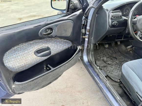 /BEGOĞLU OTOMOTİV/1999 FORD ESCORT CLX KLİMALI ZETECH FIRSAT