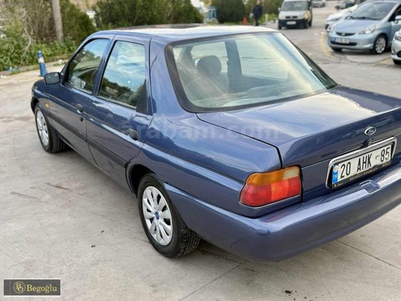 /BEGOĞLU OTOMOTİV/1999 FORD ESCORT CLX KLİMALI ZETECH FIRSAT