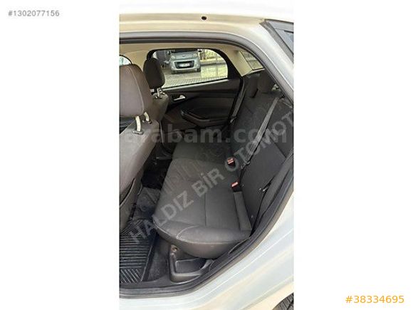 Galeriden Ford Focus 1.6 TDCi Trend X 2015 Model Antalya 184.000