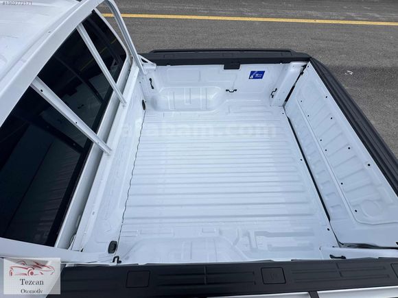 2025 MODEL FORD RANGER 2.0 4x4 XLT 17 BİN KM'DE %20 KDV
