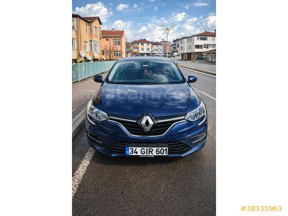 Sahibinden Renault Megane 1.3 TCe Joy 2022 Model 