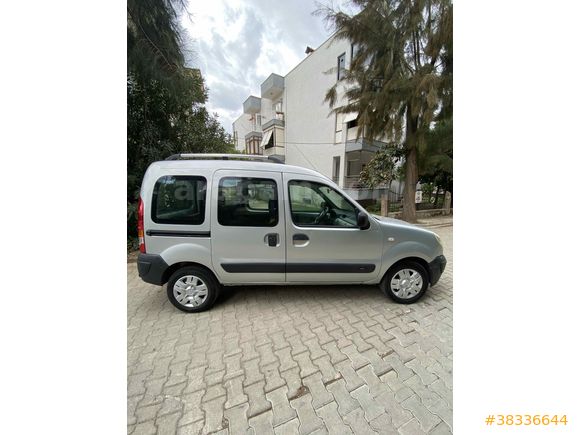 Sahibinden Renault Kangoo Multix 1.5 dCi Authentique 2009 Model 