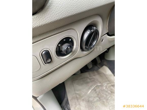 Sahibinden Renault Kangoo Multix 1.5 dCi Authentique 2009 Model 