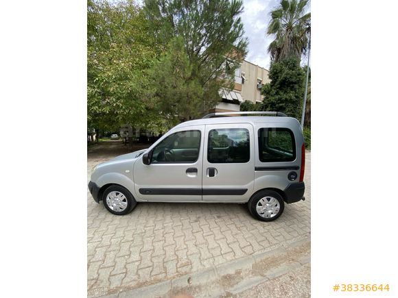 Sahibinden Renault Kangoo Multix 1.5 dCi Authentique 2009 Model 