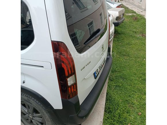 Sahibinden Peugeot Rifter 1.5 BlueHDI Allure 2022 Model