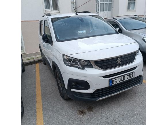 Sahibinden Peugeot Rifter 1.5 BlueHDI Allure 2022 Model