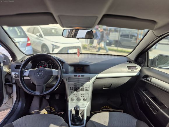 AKN Otomotiv'den ASTRA 2010 MODEL UCUNCU SAHIBINDEN SORUNSUZ