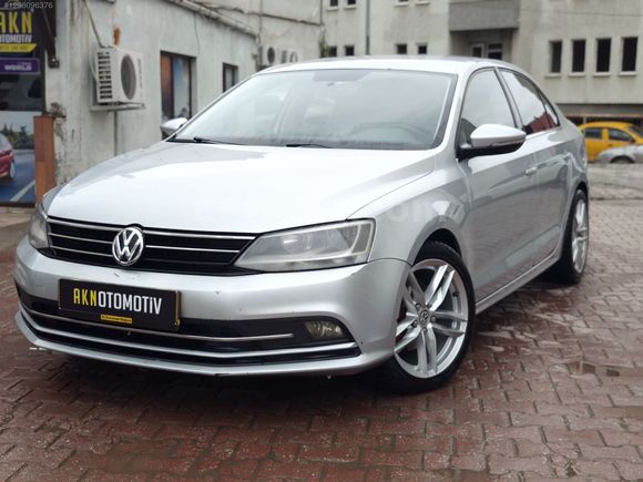 AKN Otomotiv'den Otomatik orjınal comfortlıne jetta dusuk km