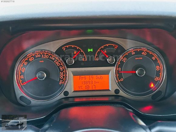 138.000 KM 2017 LİNEA 1.3 MULTİJET POP