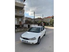 ALTINOK AUTO'Dan 1997 DEGİŞENSİZ MONDEO