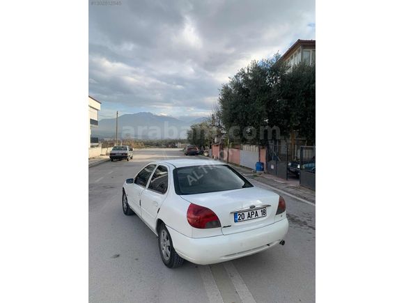 ALTINOK AUTO'Dan 1997 DEGİŞENSİZ MONDEO