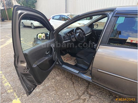 Sahibinden Renault Clio 1.5 dCi Executive 2011 Model