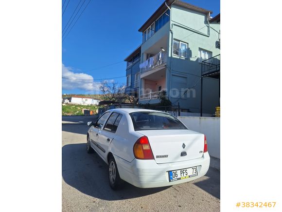 Klimalı Temiz Masrafsız Aile Arabası Renault Clio 1.4 RNA 2000 Model 