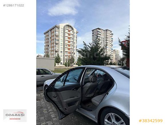 MERCEDES-BENZ-E 220 CDI Avantgarde-263BİN KM DE