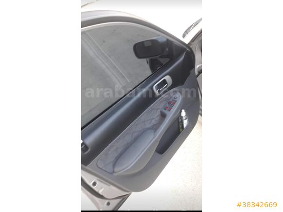 Sahibinden Honda Civic 1.6i VTEC ES 2004 Model